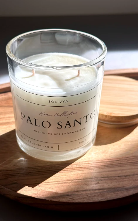 Świeca sojowa Palo Santo 200 g w eleganckim szkle – Solivya