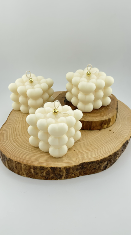 bezzapachowa świeca sojowa dekoracyjna Lumen Solivya kostka bubble w serca Amora