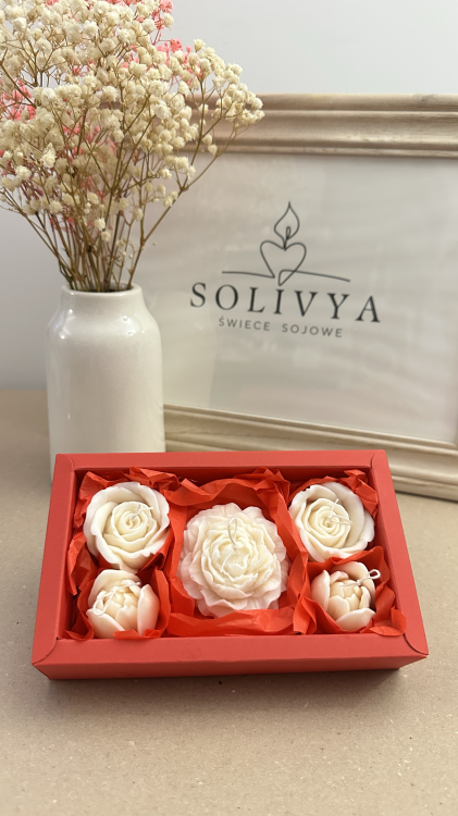 zestaw świec kwiatowych ręcznie wykonanych – dekoracyjne świece na prezent dla kobiety Solivya