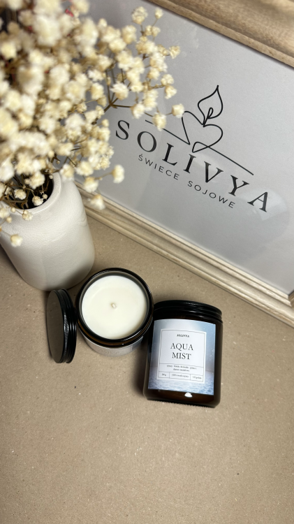 Aqua Mist świeca zapachowa sojowa 200 g Solivya w ciemnym szkle