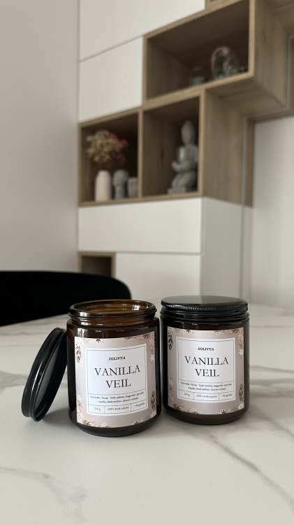Zapachowa świeca sojowa Vanilla Veil Solivya – otulająca świeca na wieczór i relaks