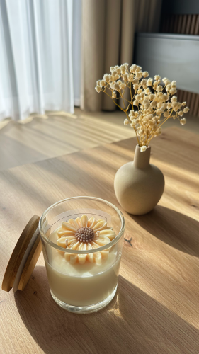 świeca sojowa zapachowa Jaśmin 170 g Solivya Art Essence kwiatowa świeca w szkle