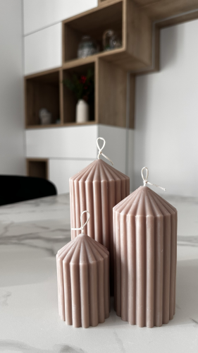 Ozdobne świece Solia w nowoczesnym designie, stylowe świece dekoracyjne do salonu i na prezent