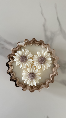 Świeca Daisy w gipsie z efektem marble – designerska świeca dekoracyjna