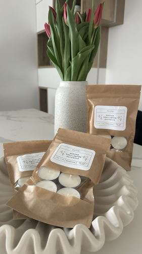 Tealighty sojowe bezzapachowe 8 sztuk – świece do kominka i podstawek