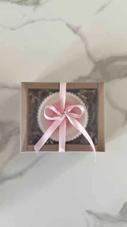 Świeca sojowa Bloom – stylowy prezent do wnętrza