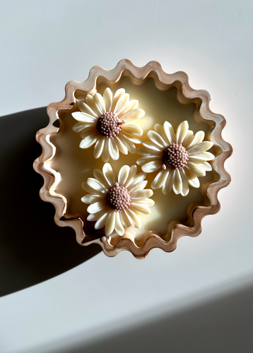 Świeca Daisy w gipsie z efektem marble – designerska świeca dekoracyjna
