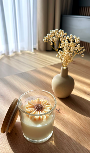 świeca sojowa zapachowa Jaśmin 170 g Solivya Art Essence kwiatowa świeca w szkle