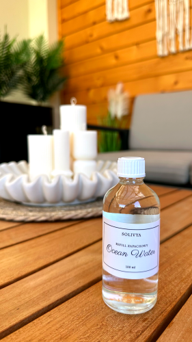 Refill Ocean Water 100 ml do dyfuzora zapachowego Solivya – orzeźwiająca kompozycja z nutami morskimi, neroli i bursztynu inspirowana świeżością oceanicznej bryzy.