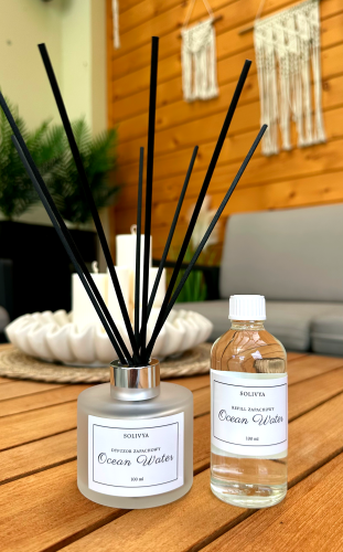 Dyfuzor zapachowy Ocean Water + Refill 2x100 ml marki Solivya z orzeźwiającą kompozycją nut morskich, neroli i bursztynu.
